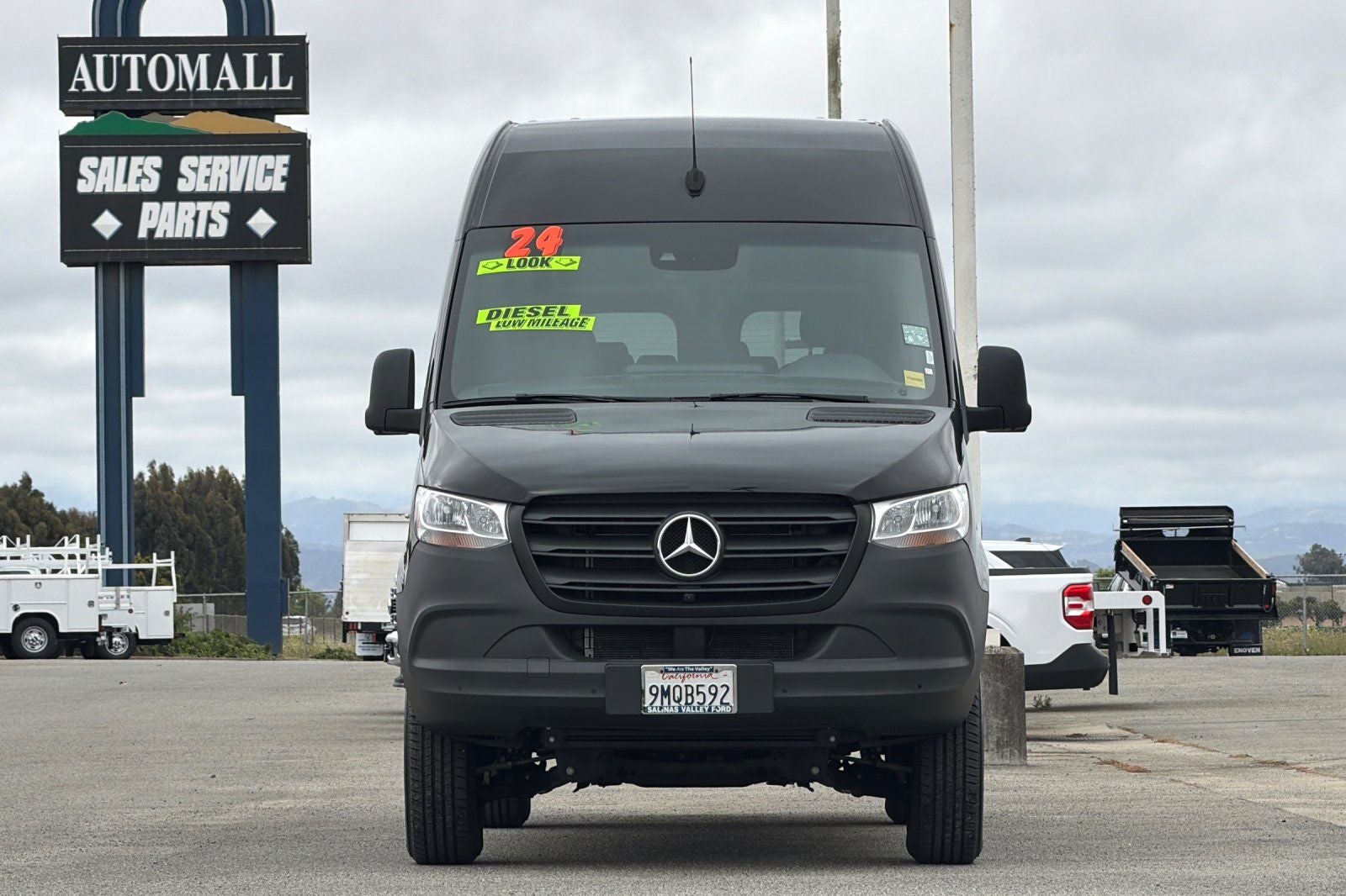 2024 Mercedes-Benz Sprinter 2500 Passenger 144 WB 4MATIC®