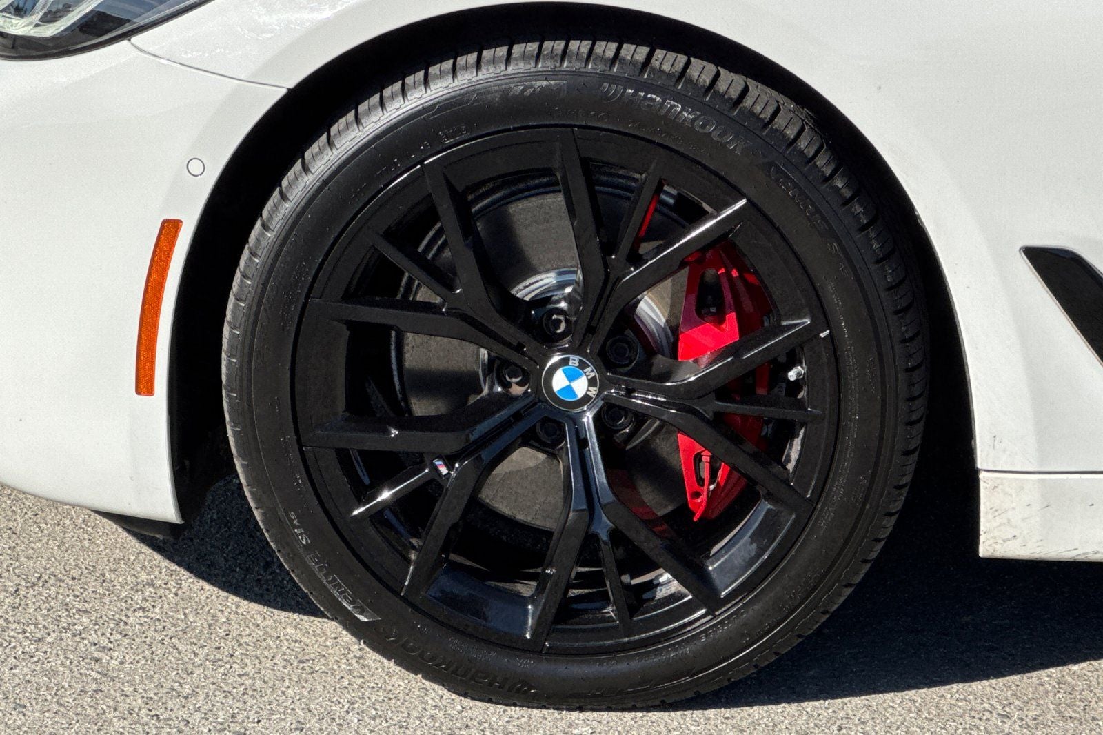 2023 BMW 5 Series 530i