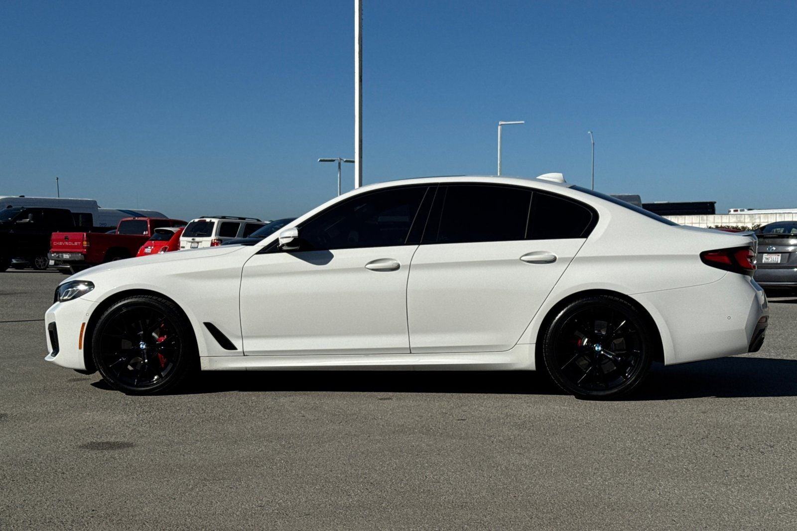 2023 BMW 5 Series 530i