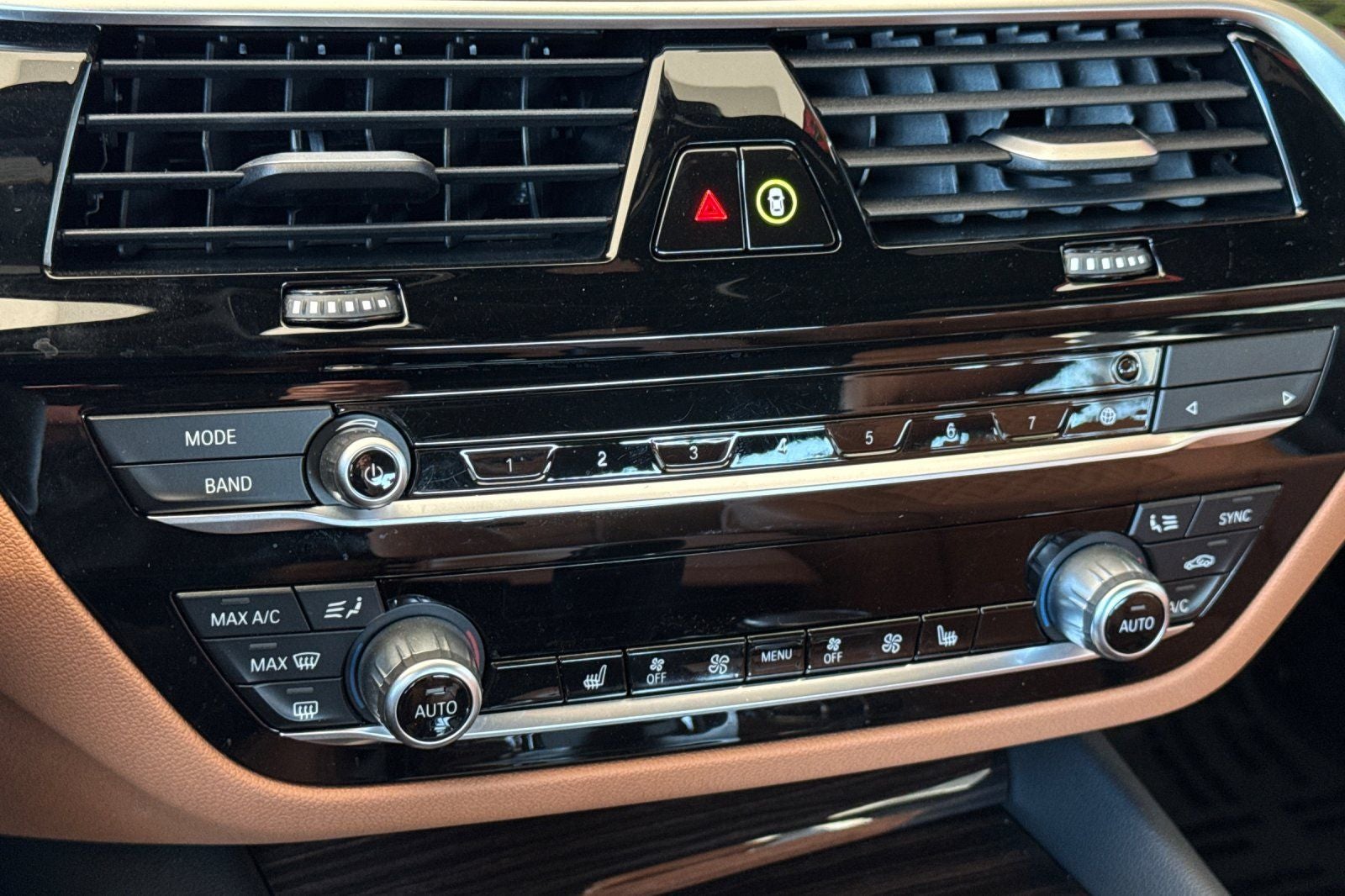 2023 BMW 5 Series 530i