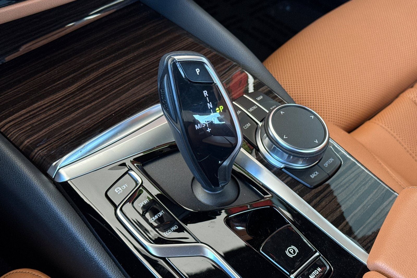2023 BMW 5 Series 530i