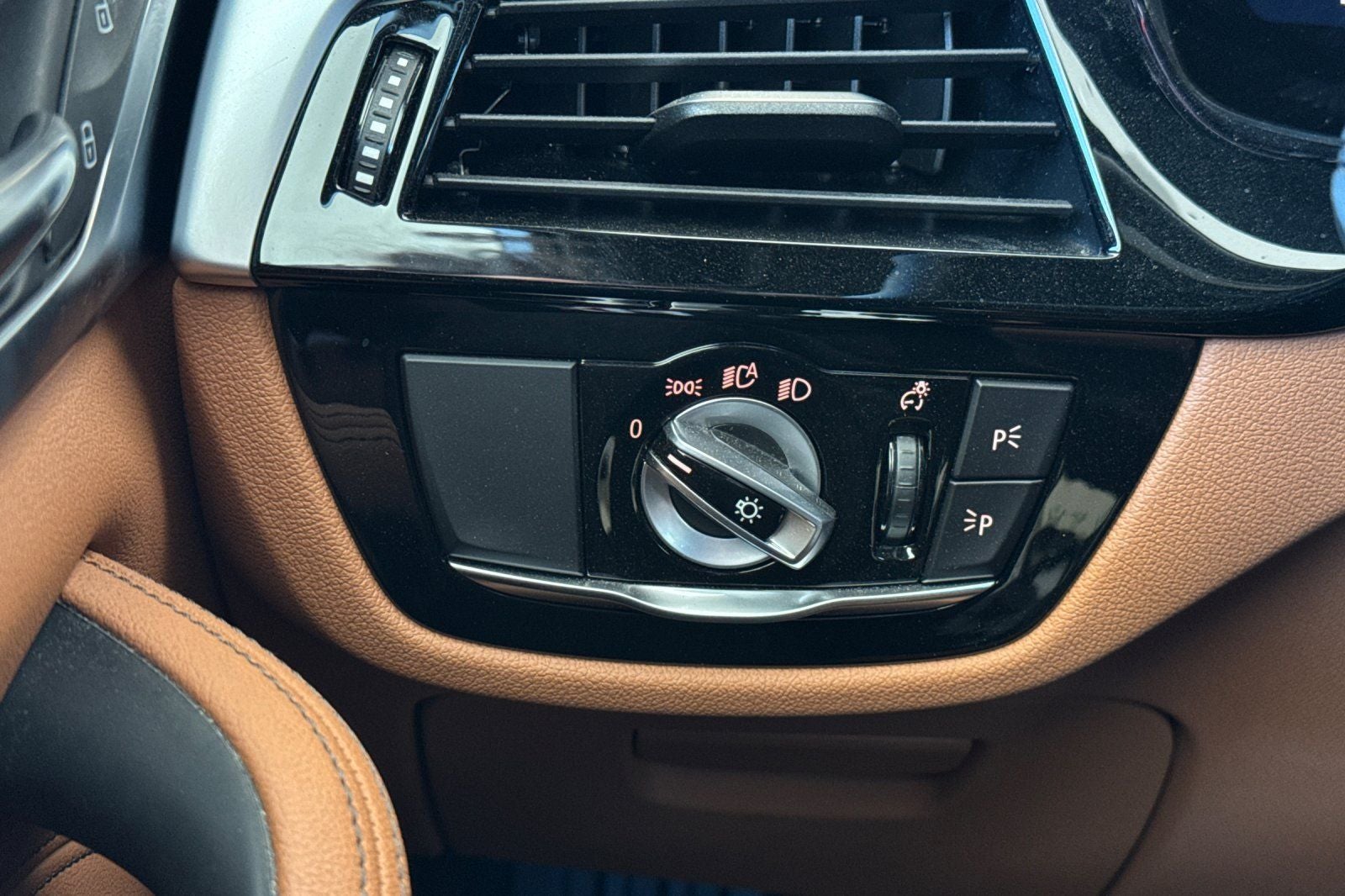 2023 BMW 5 Series 530i